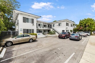 Building Photo - 520 NE 82nd Terrace