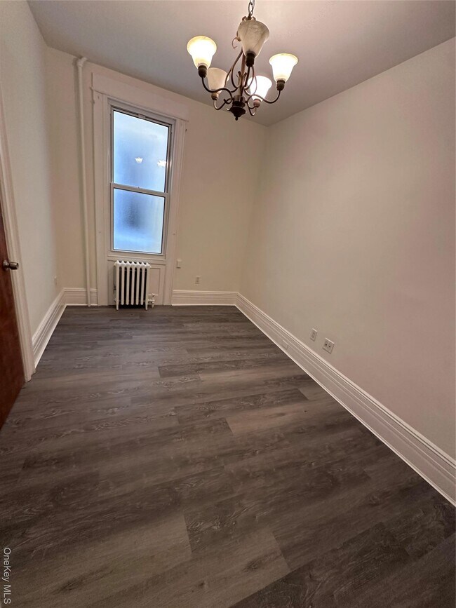 Foto del edificio - 72-36 67th Pl