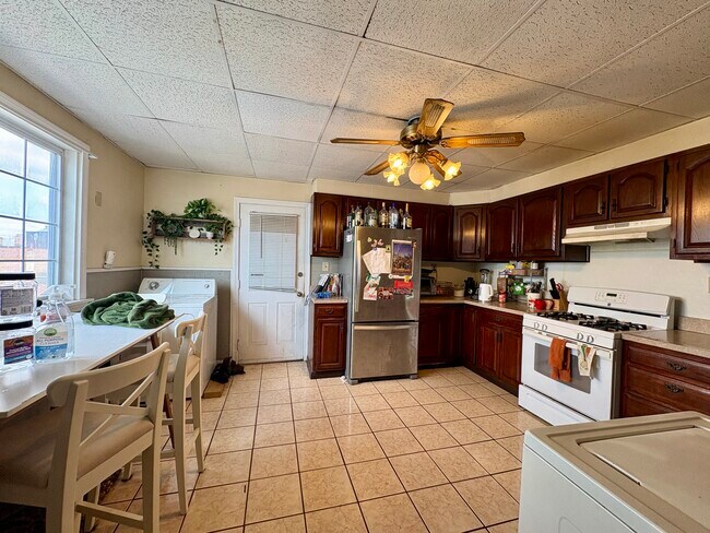 Foto del edificio - 116 Webster St