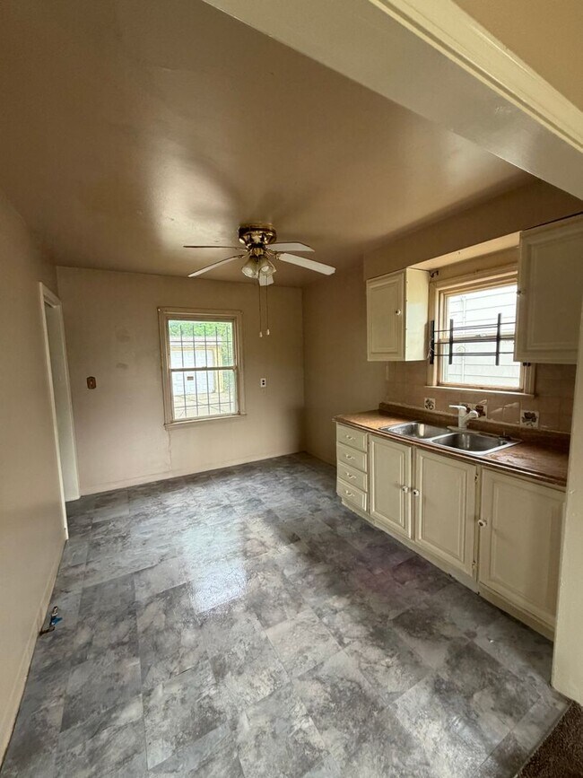 Foto del edificio - 2bd Single Cash Pay/Section 8