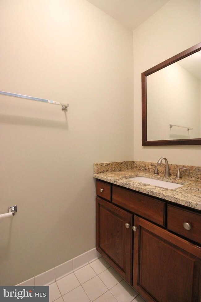 Foto del edificio - 12058 Edgemere Cir