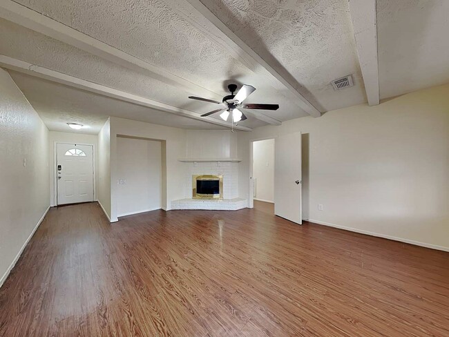 Foto del edificio - 8502 Avington Rd