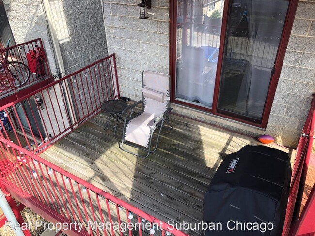 Building Photo - 2 br, 2 bath House - 7507 W Irving Park Rd #2