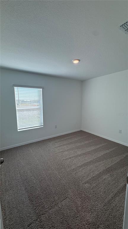 Foto del edificio - 3340 Pine Lily Ave