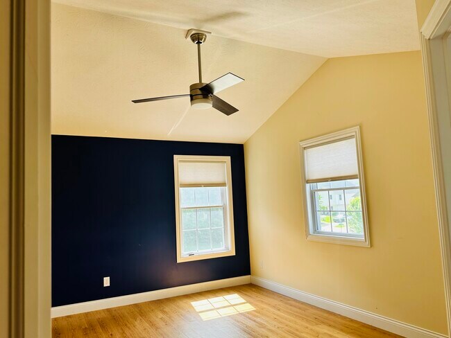 Foto del edificio - 1759 W Victoria Ln