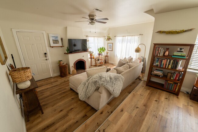 Foto del edificio - 243 S Eliot St