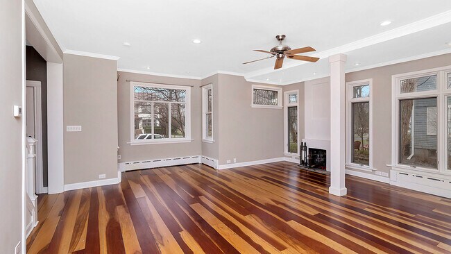 Foto del edificio - 346 E Prospect Ave