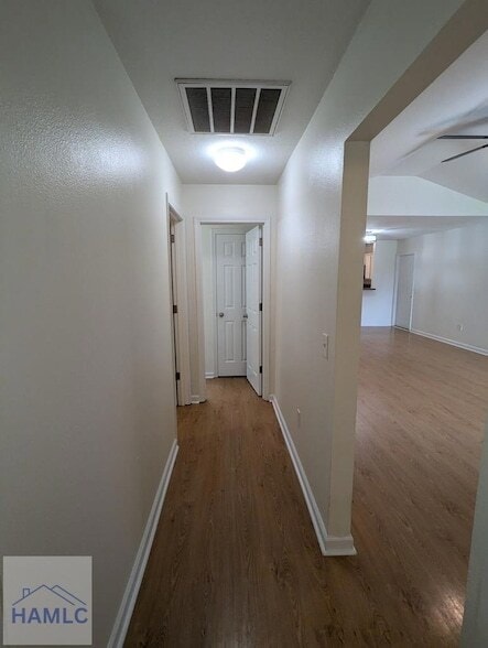 Foto del edificio - 130 Willow Oak Dr
