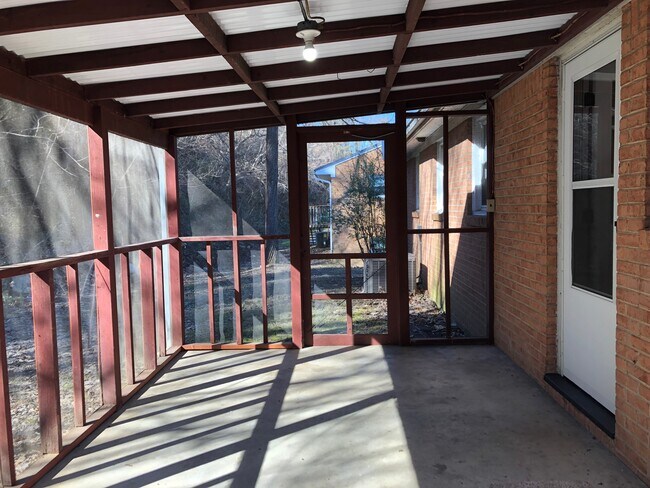 Screened porch - 715 Riverland Rd SE