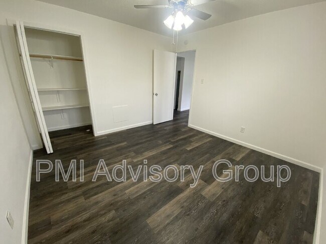 Foto del edificio - 2820 SE Monroe St