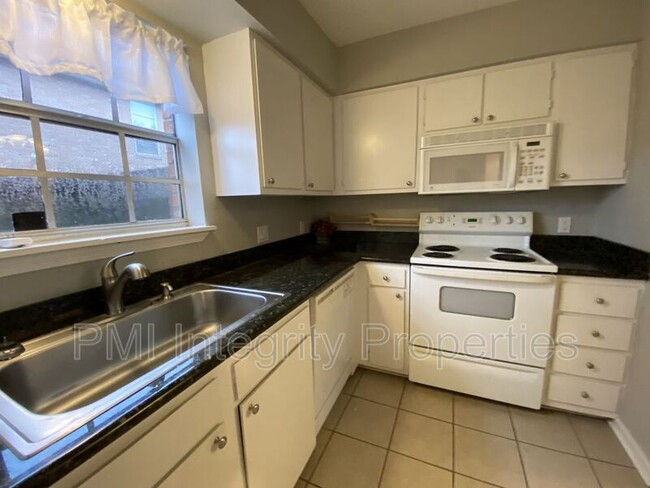 Building Photo - 1674 Brightside Dr