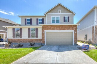 Building Photo - Gorgeous New Build 3 Bed 2 1/2 Bath in Timnath Lakes!