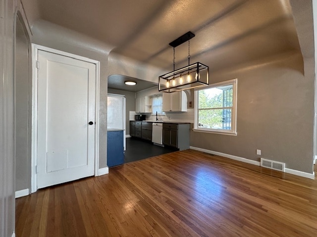 Foto del edificio - 4703 N Cedar St