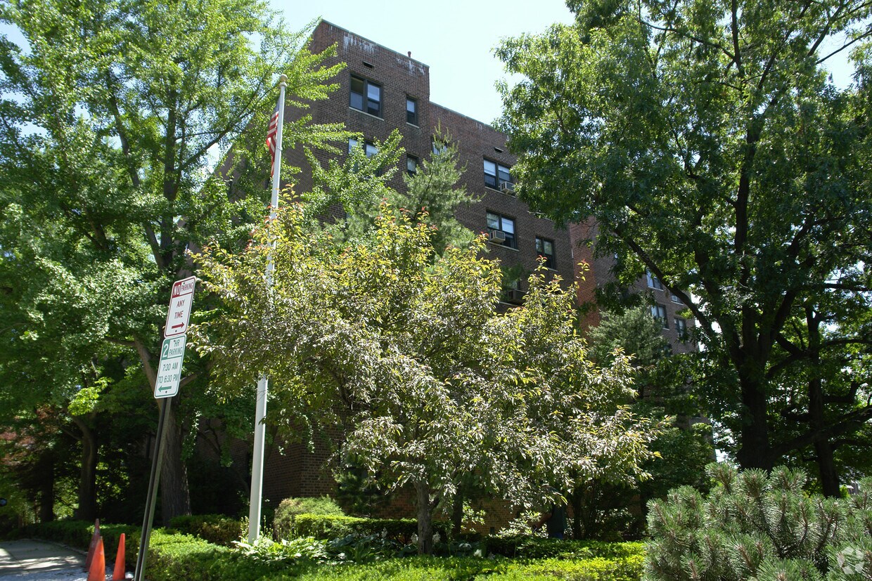 Foto del edificio - Westbrook Tenants Corporation