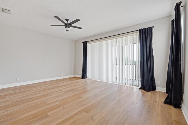 Foto del edificio - 1129 Venetian Harbor Dr NE