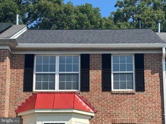 Building Photo - 8216 Dellwood Ct