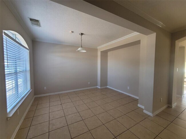 Building Photo - 17211 Brookhollow Grove Ct