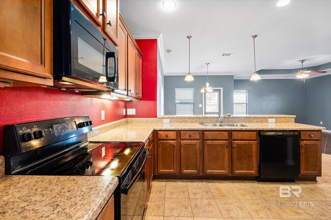 Building Photo - 9335 Pembrook Loop