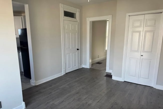 Building Photo - 108 Paxton Ave