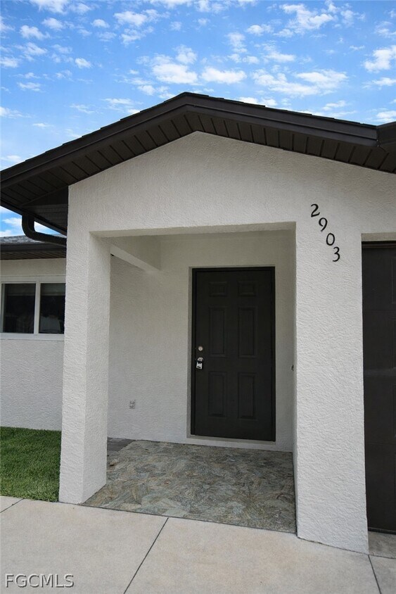 Building Photo - 2903 Hightower Ave S