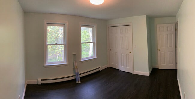 Building Photo - 13 Stanorm Dr