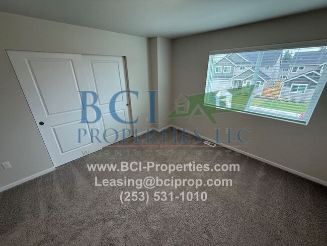 Foto del edificio - BRAND NEW 4 BEDROOM HOME JUST LISTED FOR R...