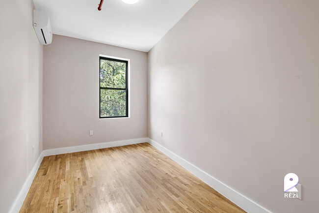 Building Photo - 1428 Franklin Ave