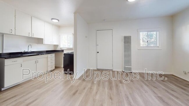 Foto del edificio - 630 Bird St