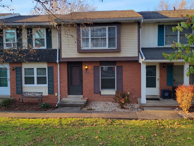 Building Photo - 594 Peach View Ln