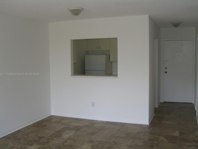 Building Photo - 2160 SW 16th Ave