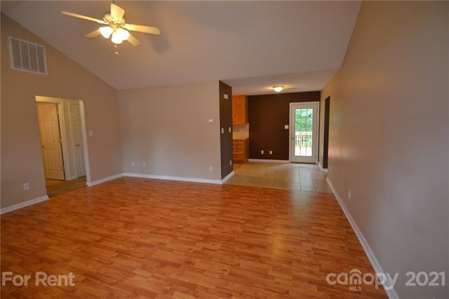 Foto del edificio - 112 Dundee Ct