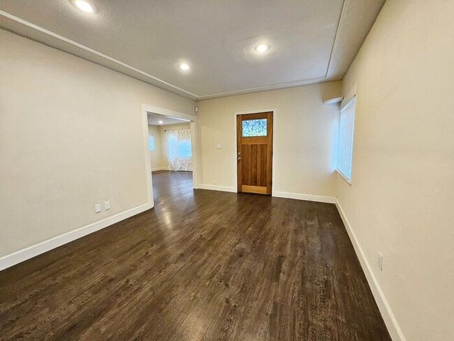 Foto del edificio - New Listing!