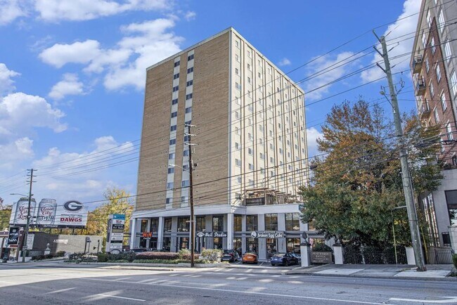 Foto del edificio - 2285 Peachtree Rd NE