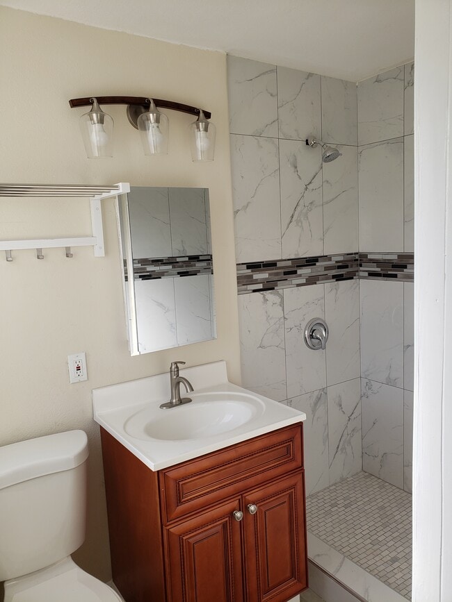 Building Photo - 8372 Cerulean Dr