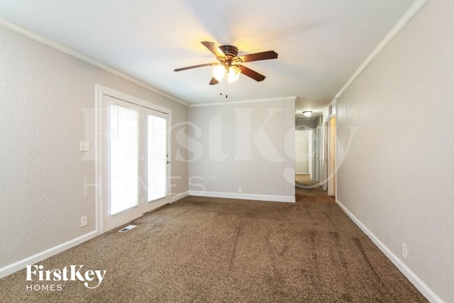 Foto del edificio - 6107 E 152nd St