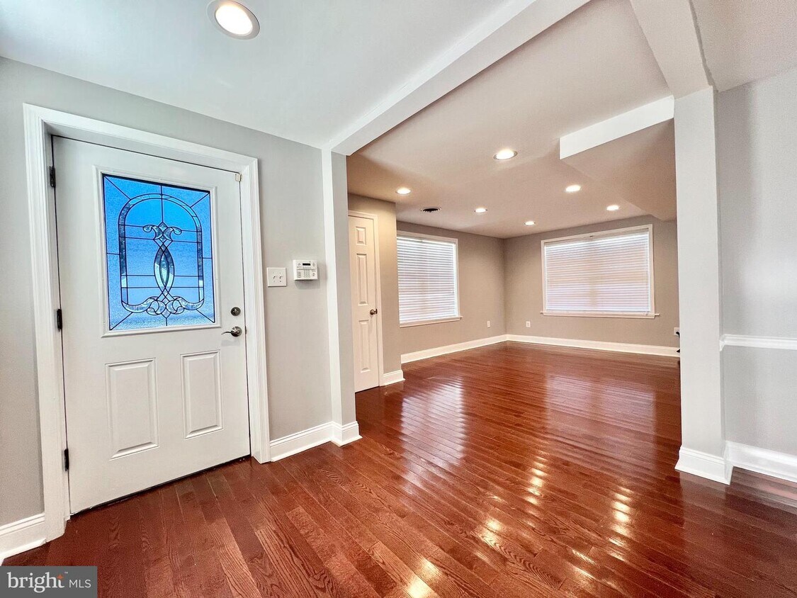 6833 Standish Dr, Hyattsville, MD 20784 House for Rent in Hyattsville