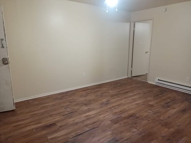 Building Photo - 5828 Stieren Dr