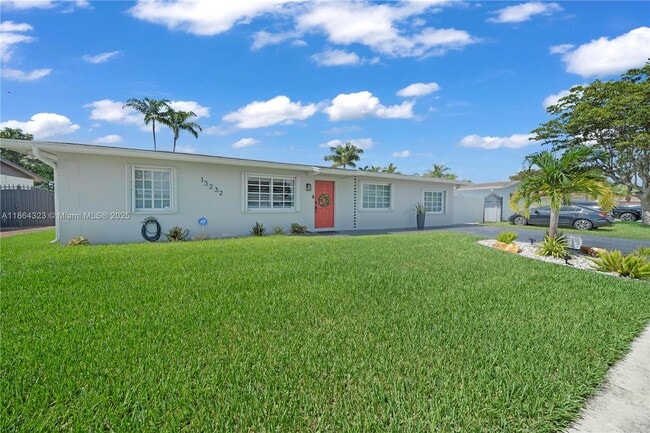 Foto del edificio - 13232 SW 52nd Terrace