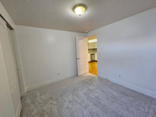 Building Photo - 4698 Colander Dr