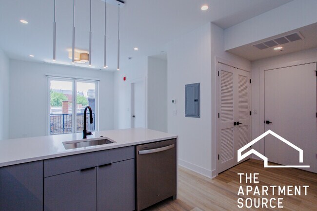 Building Photo - 3821 N Ashland Ave