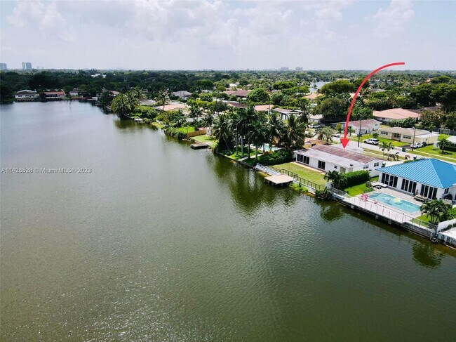 Foto del edificio - 21221 NE 24th Ct