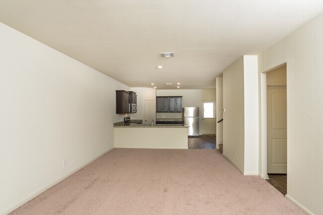 Foto del edificio - 12020 Claudette St