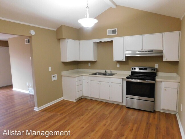 Foto del edificio - 3 br, 1 bath House - 7868 Trafton Cv