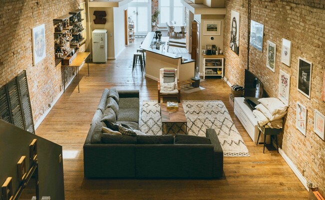 Foto del edificio - 114 1st Ave S