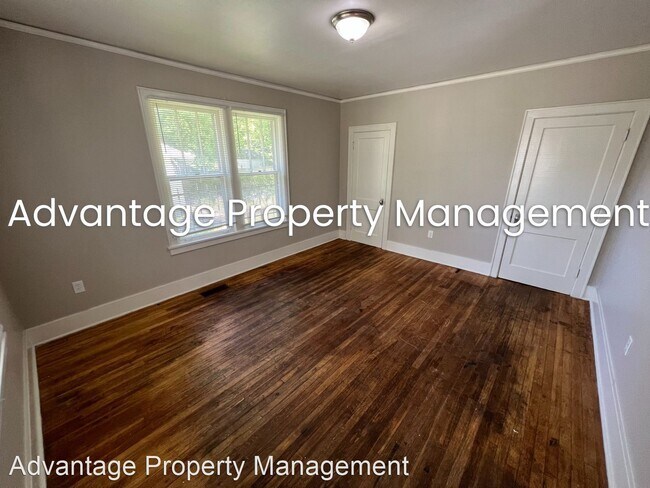 Foto del edificio - 2 br, 1 bath House - 964 Doris Ave.