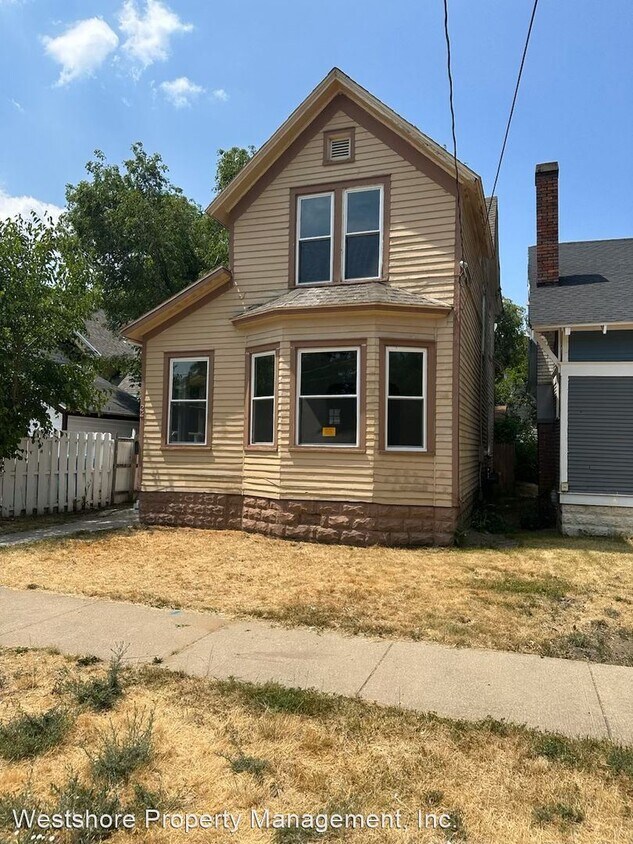 Primary Photo - 3 br, 1 bath House - 22 E Isabella Ave