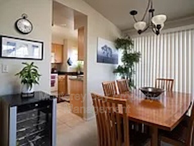 Foto del edificio - 612 Pheasant Ridge Rd