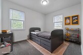 Primary Photo - 2 bedrooms and 1 bathroom Townhouse in Mid...