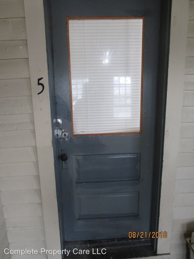 Foto del edificio - 416 W Jackson St