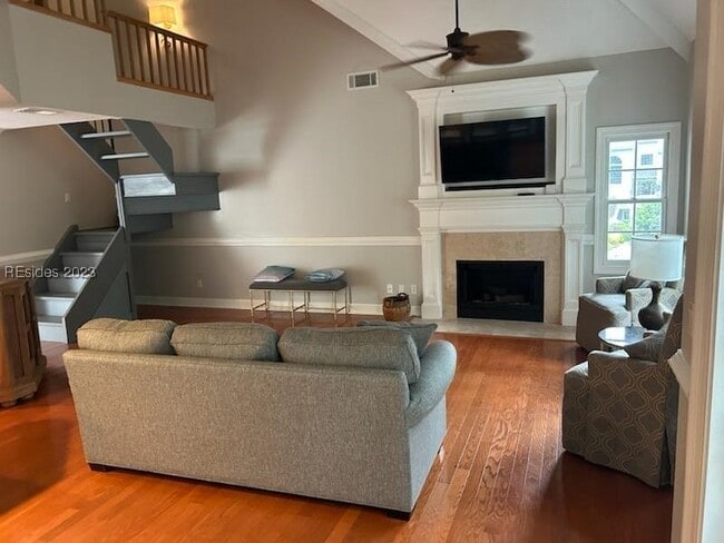 Building Photo - 56 Spindle Ln